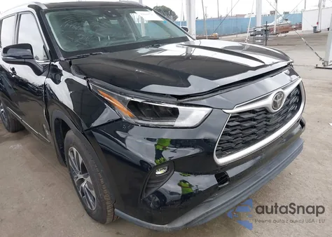 2023 Toyota Highlander Xle z USA, uszkodzony, nr VIN 5TDKDRBH3PS505252